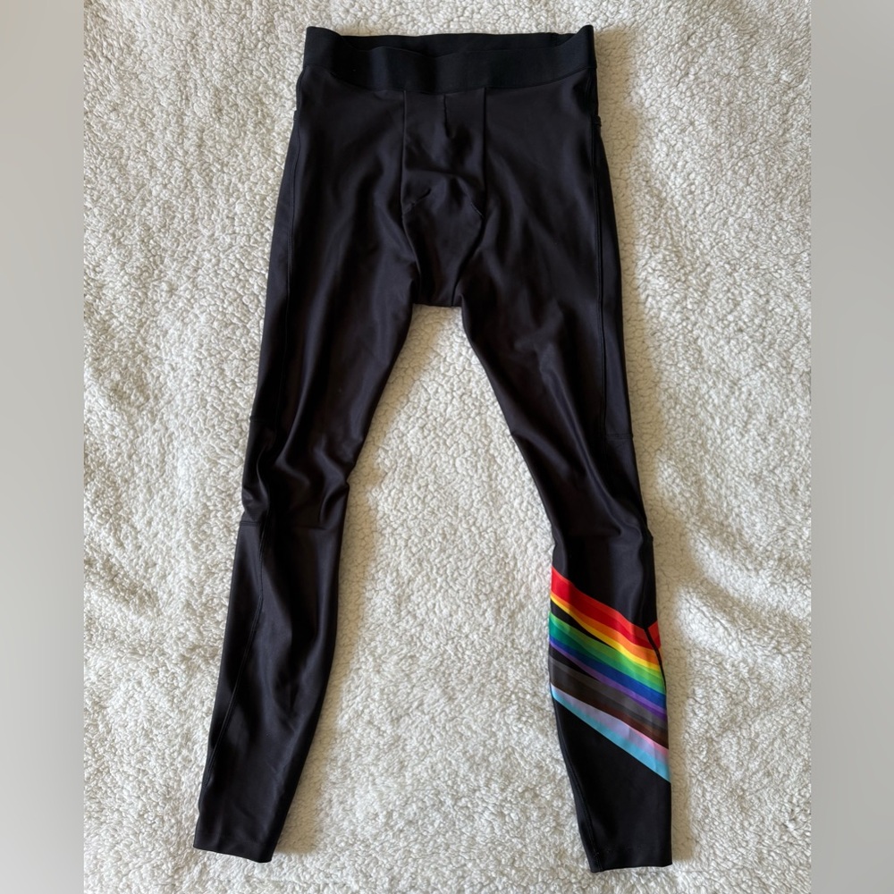 Peloton Pride 21 Men’s Black Leggings / Cycling Pants Size Medium New with Tags